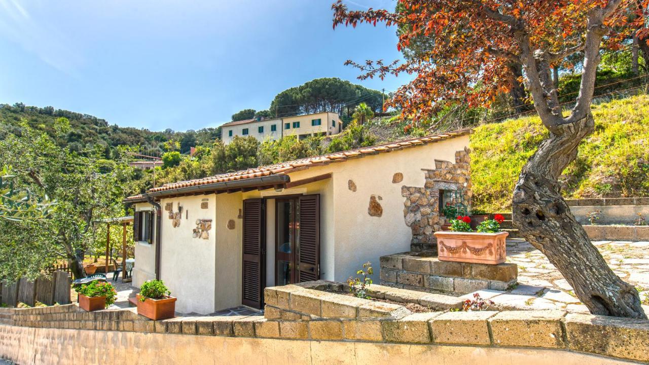Appartamenti Bellavista By Helloelba Portoferraio Bagian luar foto